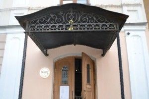 Пограбування століття: у Росії невідомі викрали 50 кілограмів пельменів (Відео)
