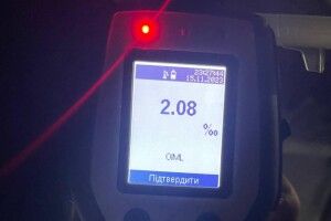 У Рівному громадянин затримав нетверезого водія 