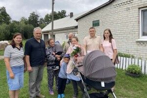 У громаді на Волині привітали дружину загиблого Героя з народженням донечки