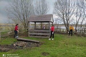 Природоохоронці разом зі школярами прибрали берегову смугу річки Прип'ять та рекреаційний пункт «Забріддя» (Фото)