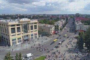 Через змагання у Луцьку перекриють проспект Волі: як буде їздити громадський транспорт