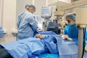 У лікарні на Волині безкоштовно повертають зір за 20 хвилин