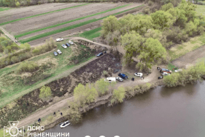 Шукають на землі, у воді та з неба: операція з розшуку хлопчика на Рівненщині не зупиняється ні на хвилину