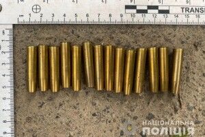  Лучанка знайшла в підвалі багатоповерхівки боєприпаси (Фото)