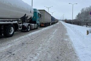 Генконсул України в Любліні повідомив деталі смерті третього водія вантажівки на кордоні з Польщею