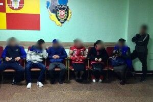 У Луцьку банда пограбувала іноземця 