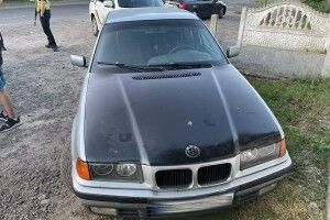 Обмінялися автівками: на Рівненщині молодик не хотів віддавати «BMW»