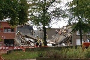Потужний вибух знищив три будинки у бельгійському Антверпені