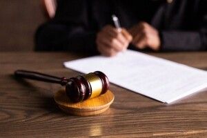 На Волині судять жителя Київщини, який сприяв ухилянтам у втечі з України