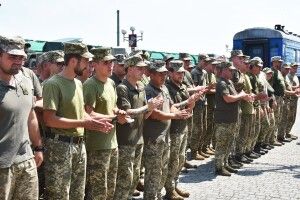 Воїни волинської бригади повернулися з передової додому (Фото) 