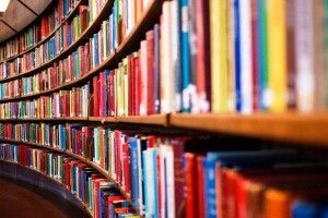 «Книга за життя»: на Волині організують книжкову ярмарку, щоб зібрати кошти на дрон