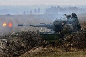 З початку широкомасштабного вторгнення Росія втратила 80 танків, 10 літаків та майже 3 тисячі військових