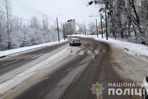 У Луцьку на переході авто збило 11-річну дівчинку 