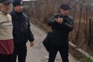 На Львівщині 62-річний чоловік вкрав золотий ланцюжок з фігурки Богоматері
