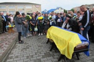 Навіки 29 років: додому, на Рівненщину, повертається полеглий Воїн (Фото)