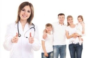 Лучан закликають активніше укладати декларації з сімейними лікарями