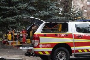 Нововолинські  рятувальники отримали нове багатофункціональне авто (Фото)