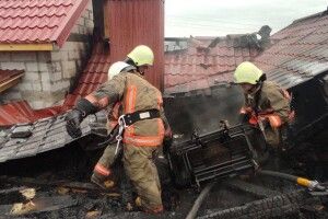 Вогонь наробив лиха: на Волині горіла хата