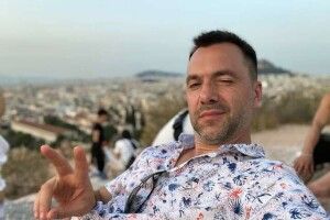 Як Арестович виїхав з України: коментар прикордонників