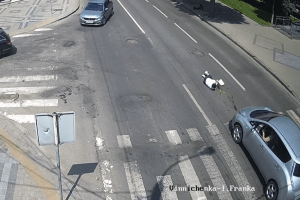 У Луцьку камери зафіксували ДТП на пішохідному переході (Відео)