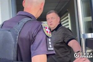 Волинський депутат розбив телефон журналістці через розслідування про борги