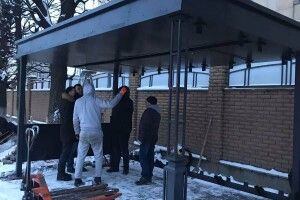 У Луцьку встановлюють «розумні зупинки»