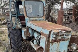 На Волині на аукціон виставили раритетний трактор 