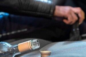 Під час дії комендантської години вулицями Луцька роз'їжджав п'яний водій (Відео)