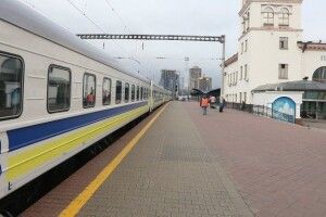 В Україну прибув поїзд з Москви з 716 людьми