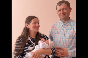Маленький волинянин, за життя якого боролися два тижні в реанімації, поїхав додому (Відео)