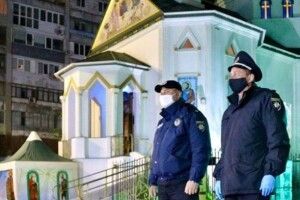 Великодні богослужіння: поліція зафіксувала порушення у 13 областях України