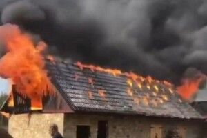 У господарство на Рівненщині влучила блискавка (Відео)