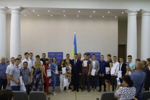 Луцький штукар та його наставниця отримали нагороди від Міносвіти