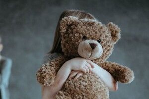 Фотографа свят у дитсадках судитимуть за збут дитячої порнографії