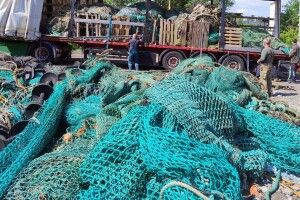 Волонтерам з Волині необхідна допомога у доставці 300 тонн сіток для захисників