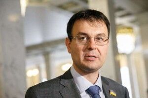 З українців стягуватимуть податок з витрат, якщо вони не зможуть пояснити походження грошей на покупку