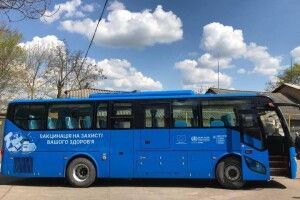 Вакцинальні автобуси надають можливість отримати медпослуги у найвіддаленіших населених пунктах Волині