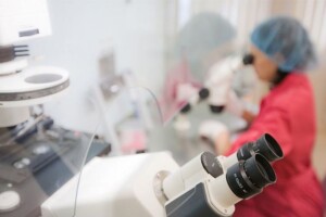 Учені заявили про успішне випробування вакцини від коронавірусу