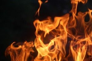 Під час спалювання сміття згоріла однорічна дитина