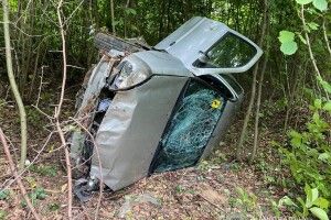 На Волині авто збило пенсіонера… у дворі житлового будинку 