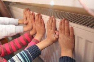 Повідомили, коли у квартирах лучан стане тепло