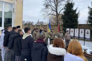 У ліцеї на Волині підняли «Прапор Надії» на підтримку безвісти зниклих та військовополонених