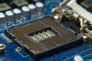 У процесорах Intel виявили критичні прогалини безпеки