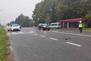 Не впорався з керуванням: на трасі Луцьк — Володимир на пішохідному переході збили жінку