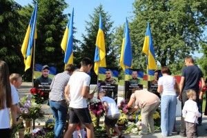 У селі на Волині відкрили стели пам’яті п’ятьом Героям, які загинули за Україну