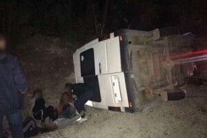 Смертельне ДТП: зіткнулися автобус і легковик (фото) 