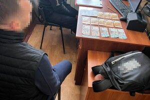 Як у «Ягодині» двоє чоловіків підкуповлювали прикордонників