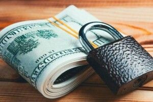 Як зберегти гроші? Обережні поради для інвесторів