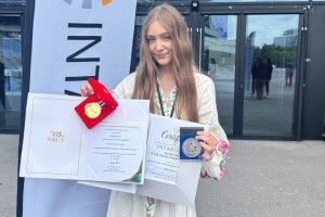 Психологічна допомога в один клік: студентка з Луцька виборола срібло на Міжнародному шоу винаходів