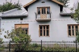 Порошенко у день народження Шухевича: вже б могли відкрити відбудований музей, але там досі лише обгорілий фундамент